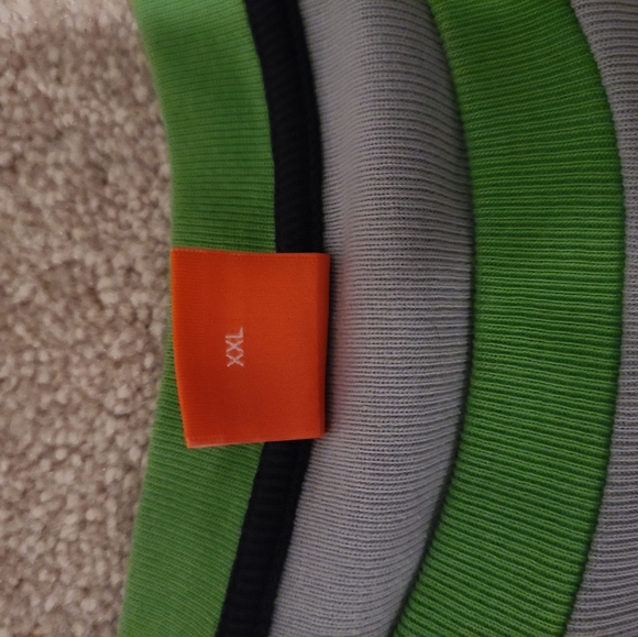 Hugo Boss long sleeve - Picture 2 of 4